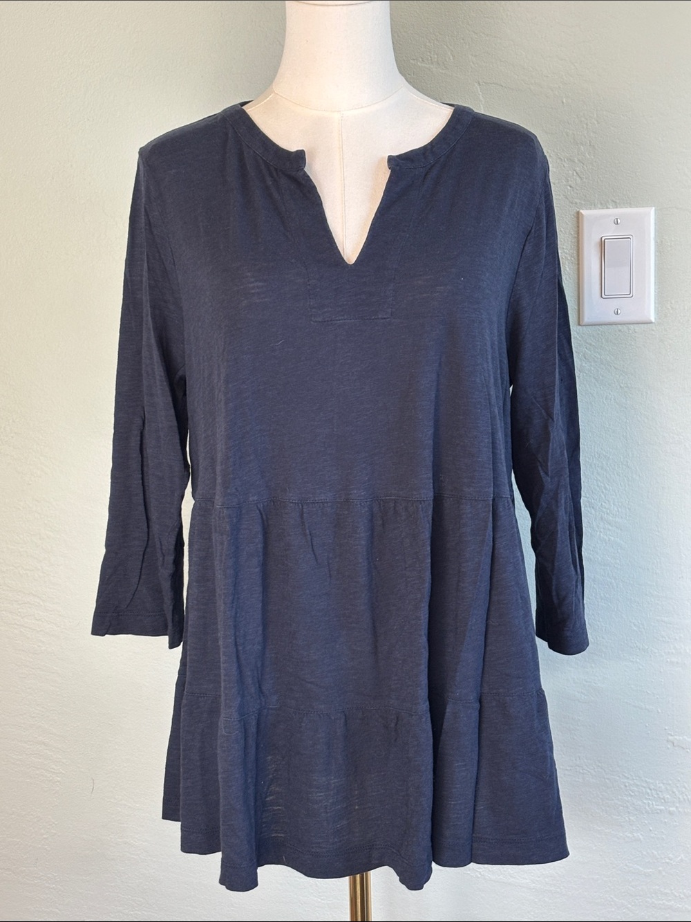 Bundle 2/$30! J. Jill Navy Tiered Notch-Neck Tunic